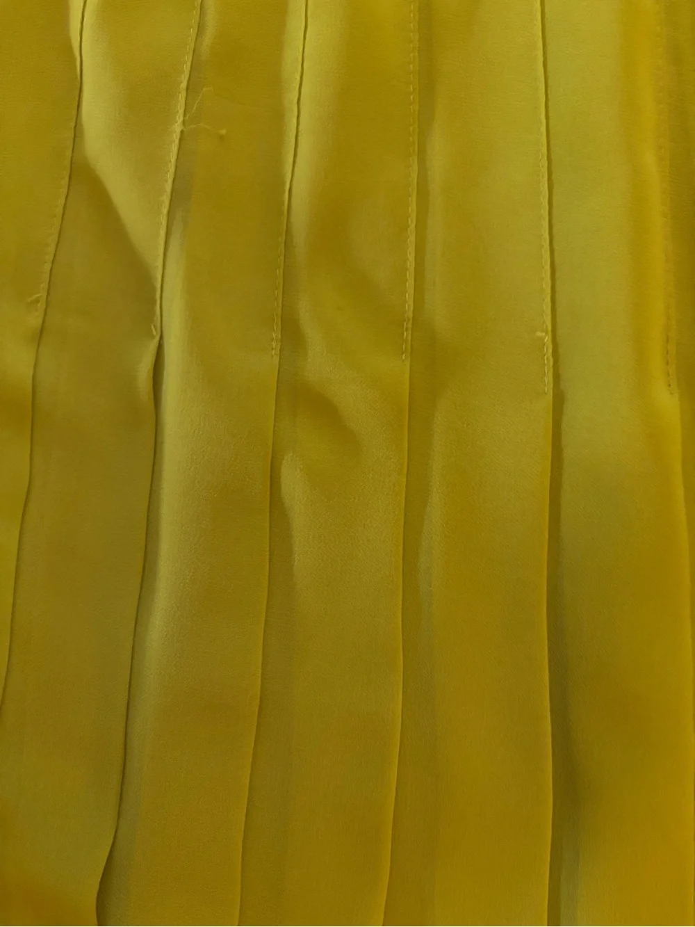 BCBGMaxAzria Bonita Lemongrass Pleated Midi Skirt